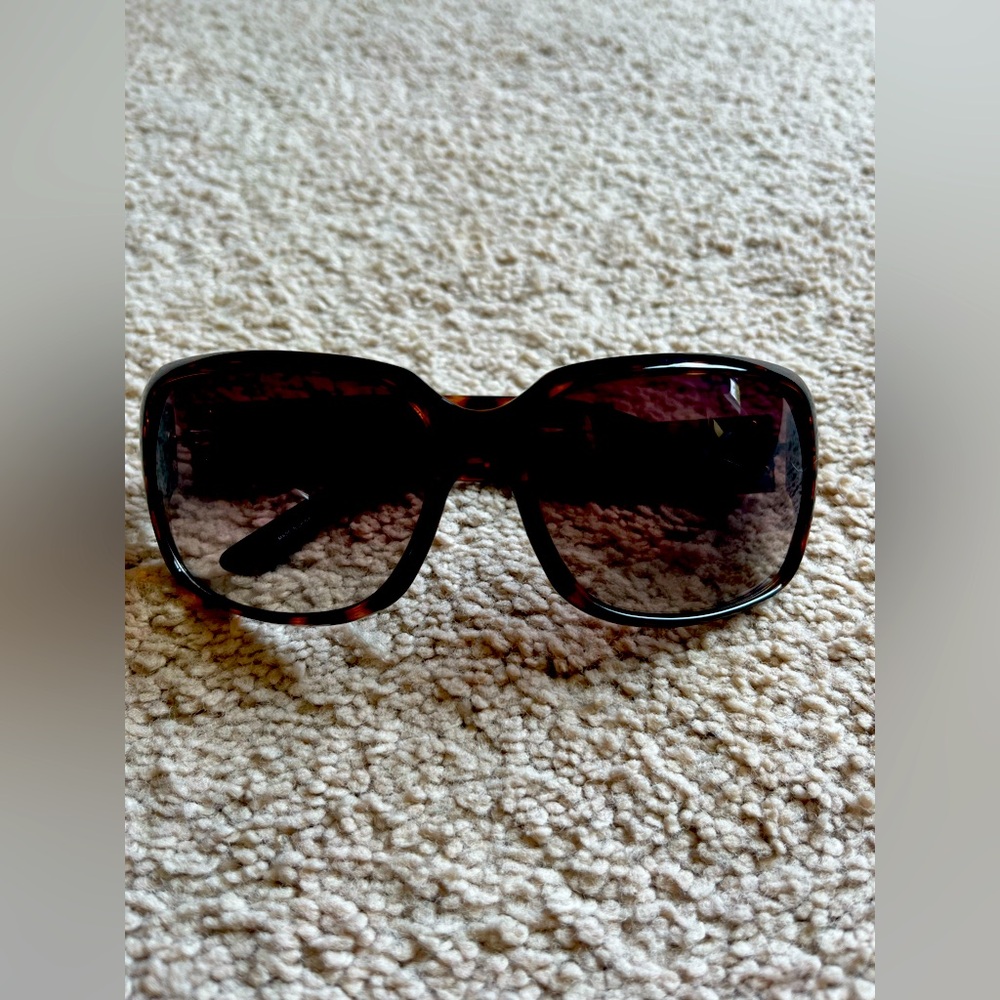 Juicy Couture Bunny Y2K Brown Tortie Sunglasses - Picture 3 of 9